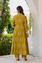 Women's Pure Fine Cotton Floral Printed Kurti Set with Pants & Mulmul Dupatta