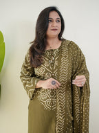 Women's Premium Cotton Bandhani Print Kurta Set with Cotton Dupatta