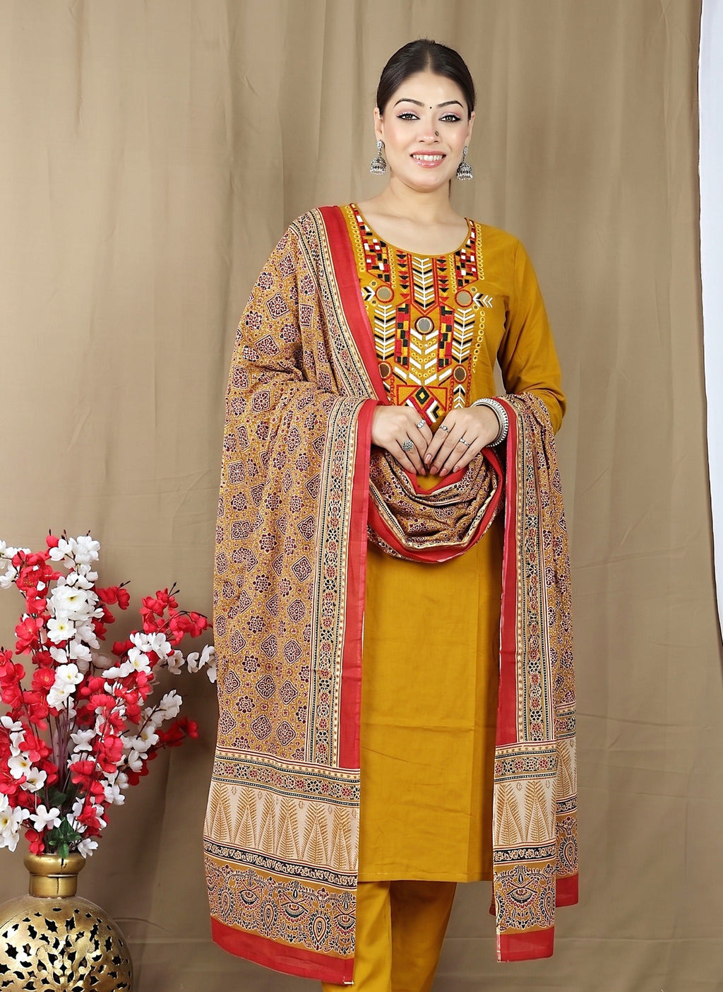 Women's Dabu Cotton Kurta Set with Printed Dupatta