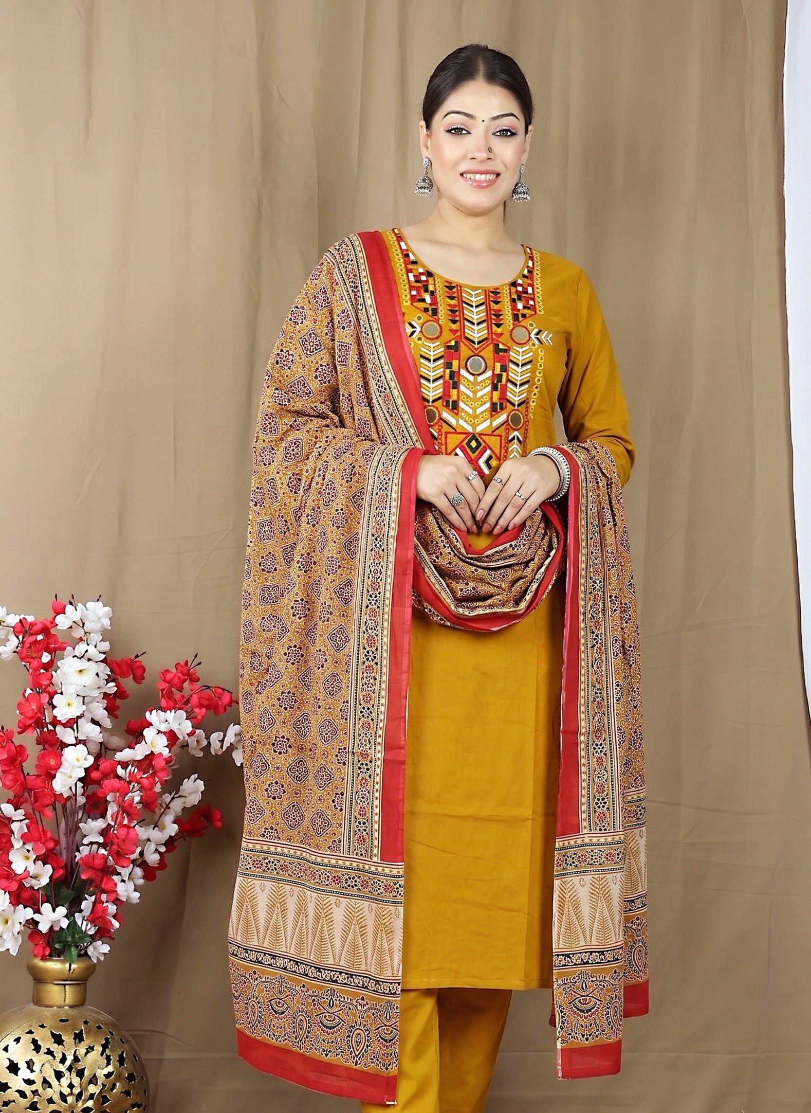 Women's Dabu Cotton Kurta Set with Printed Dupatta