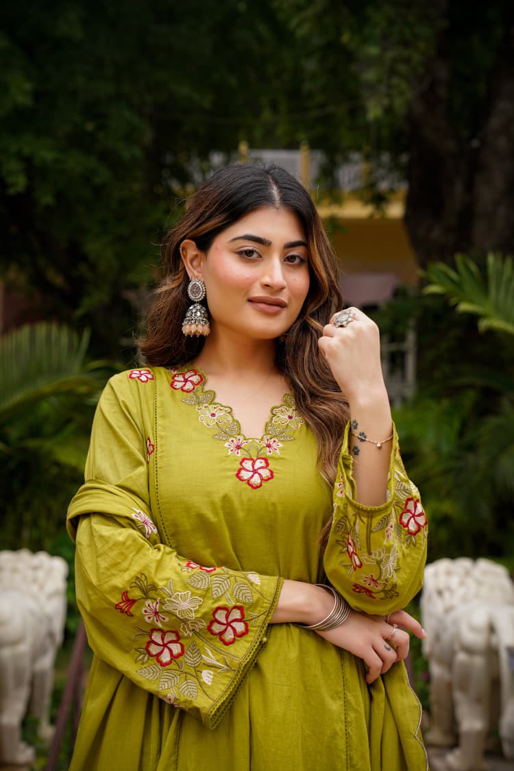 Women's Floral Cotton Kurta Set